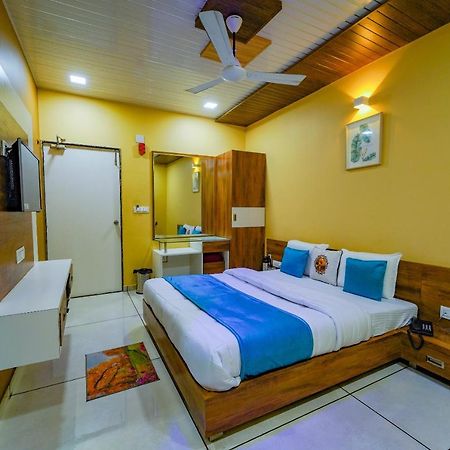 The Nest Residency Hotel Ahmedabad Exterior photo