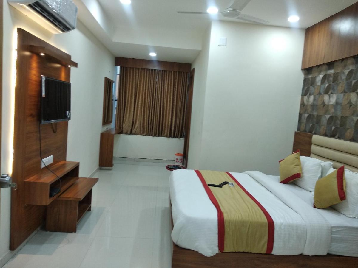The Nest Residency Hotel Ahmedabad Exterior photo